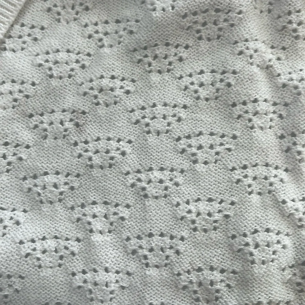 Children's Place White Eyelet Cardigan Sweater Size S 5/6